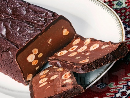 Шоколадов ганаш – глазура за торти, рула, бисквити, мъфини - снимка на рецептата